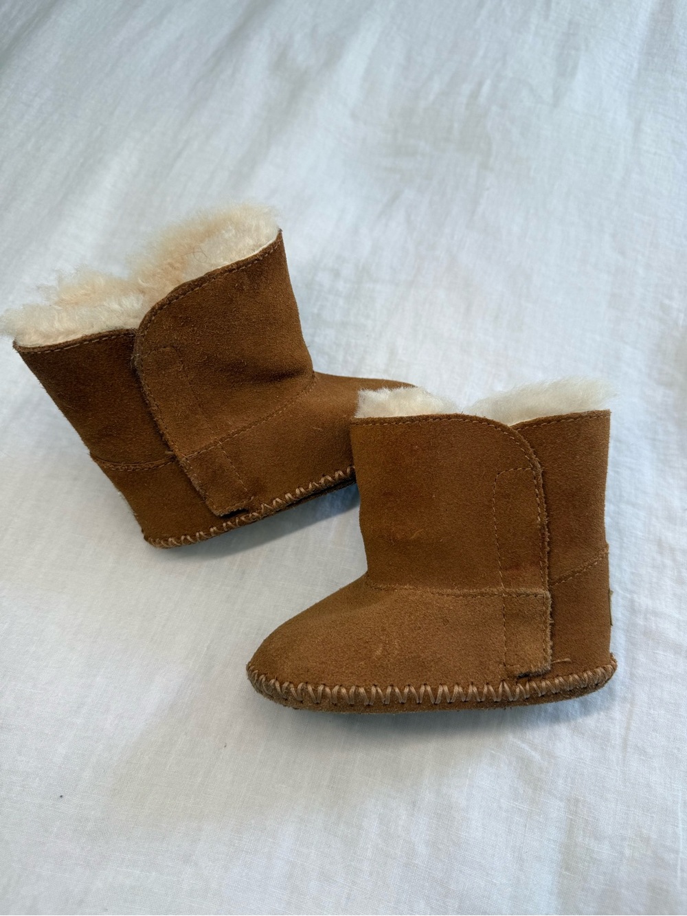 UGG Caden Infant Baby Crib Snow Boot 10051981